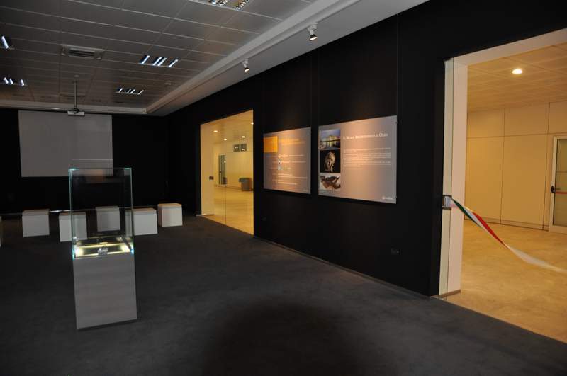 Inaugurazione mostra: IL PLANETARIO DI ARCHIMEDE RITROVATO, Aeroporto Olbia Costa Smeralda, Aerostazione passeggeri, Sardegna, Italy, 28 aprile 2010.