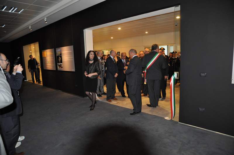 Inaugurazione mostra: IL PLANETARIO DI ARCHIMEDE RITROVATO, Aeroporto Olbia Costa Smeralda, Aerostazione passeggeri, Sardegna, Italy, 28 aprile 2010.