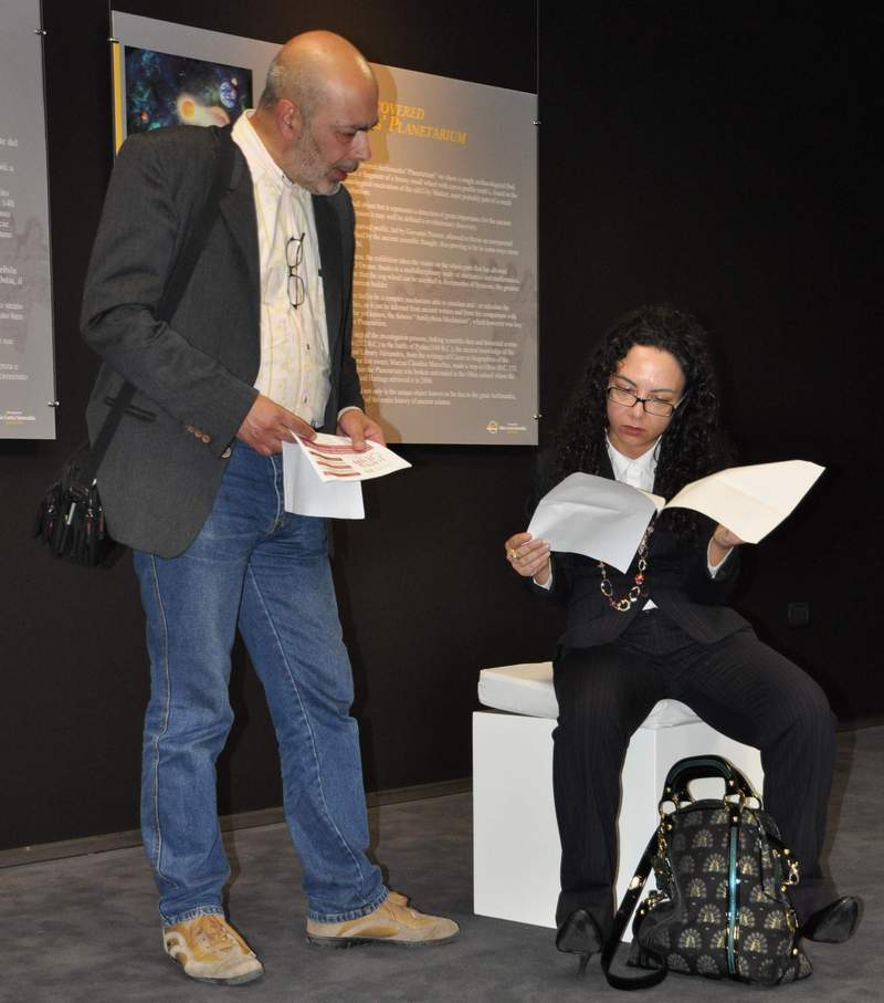 Dario Maiore (editrice Taphros, Olbia) e Paola Mancini (Archeologa e scrittrice).