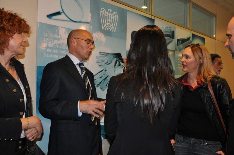 Angela Antona (Archeologa, Soprintendenza), Bruno Massab (Soprintendente), Maria Assunta Fodde (di spalle), Giovanna Pietra (Archeologa), Jos Luis Sanchez Soler (Infobyte, Roma).