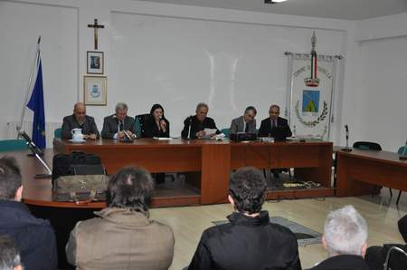 Da sinistra: Vincenzo Francomano, Vincenzo Viti, Maria Cuccarese, Battista D'Alessandro, Antonio De Siena, Giovanni Pastore.